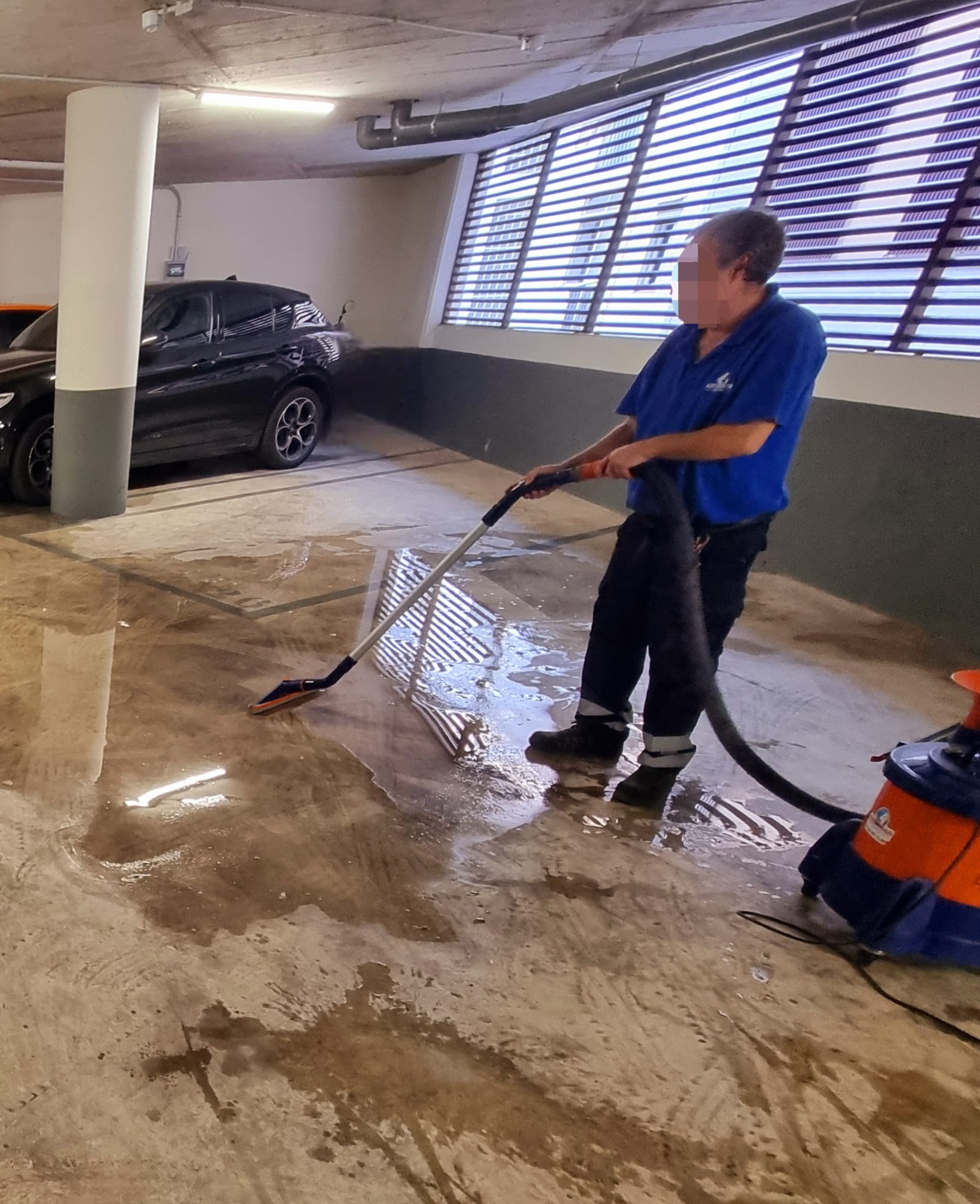 Servicio de retirada de agua